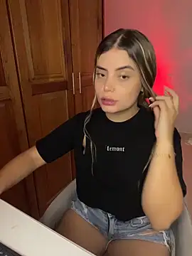 Miss valeriaa online show from 03-24-26, 10:10