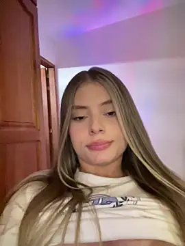 Miss valeriaa online show from 03-13-25, 04:45