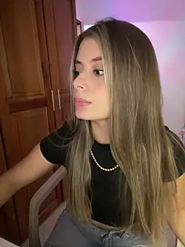 Miss valeriaa online show from 03-15-25, 03:59