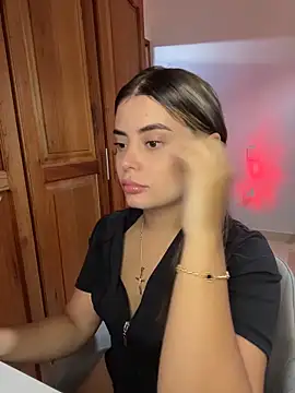 Miss valeriaa online show from 04-12-26, 04:10