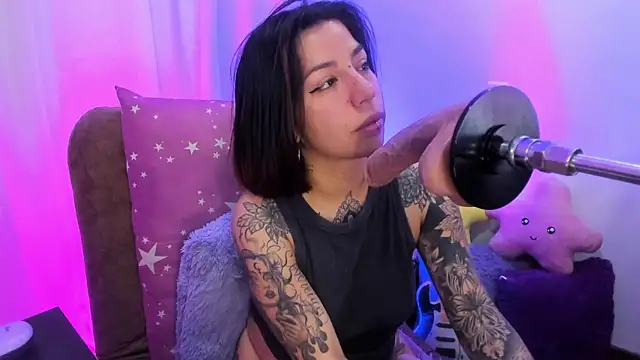 Snapshot of _antonella_dreamss chatting on 02-08-26, 12:58 antonella dreamss online show from 02-08-26, 12:58