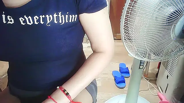 cindy01113520 online show from 12-01-25, 08:21