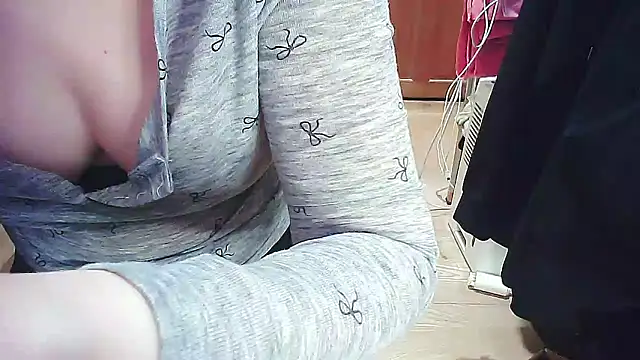 Snapshot of cindy01113520 chatting on 03-21-25, 06:51 cindy01113520 online show from 03-21-25, 06:51