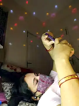 Snapshot of Sheela-Bhabi chatting on 03-13-26, 03:06 Sheela-Bhabi online show from 03-13-26, 03:06