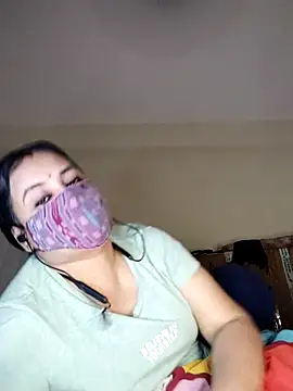 Snapshot of Sheela-Bhabi chatting on 04-08-26, 06:31 Sheela-Bhabi online show from 04-08-26, 06:31