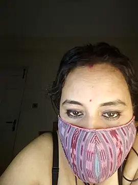 Snapshot of Sheela-Bhabi chatting on 04-05-26, 09:21 Sheela-Bhabi online show from 04-05-26, 09:21