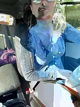 Snapshot of BlaizeyBBy chatting on 03-03-26, 11:45 BlaizeyBBy online show from 03-03-26, 11:45