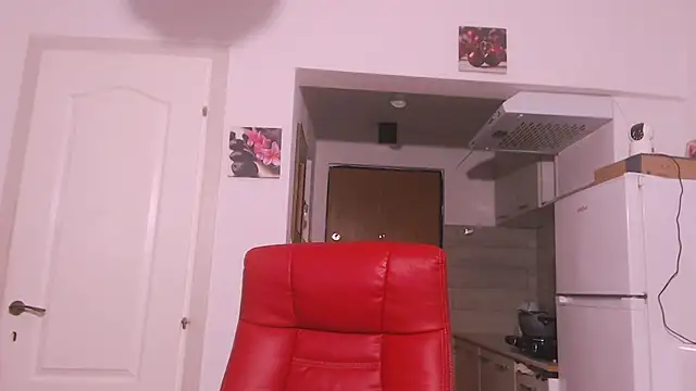 Snapshot of simyhvn chatting on 01-09-26, 05:03 simyhvn online show from 01-09-26, 05:03