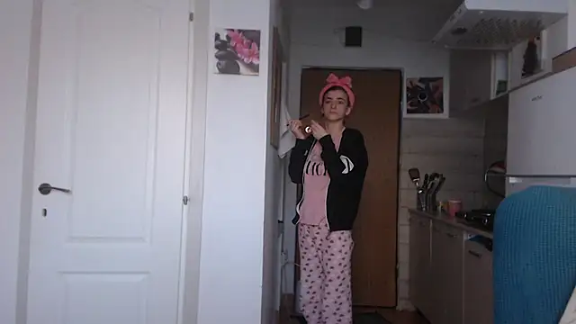 simyhvn online show from 03-10-25, 05:11