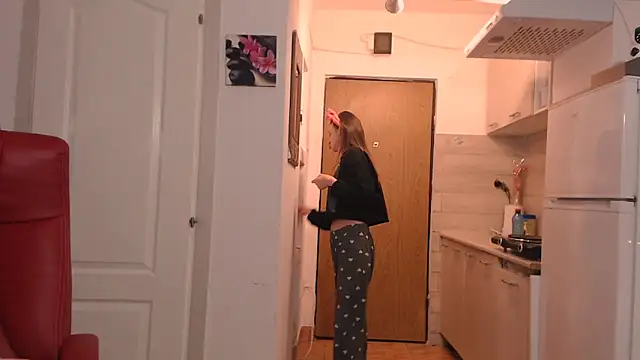 Snapshot of simyhvn chatting on 02-27-26, 05:40 simyhvn online show from 02-27-26, 05:40