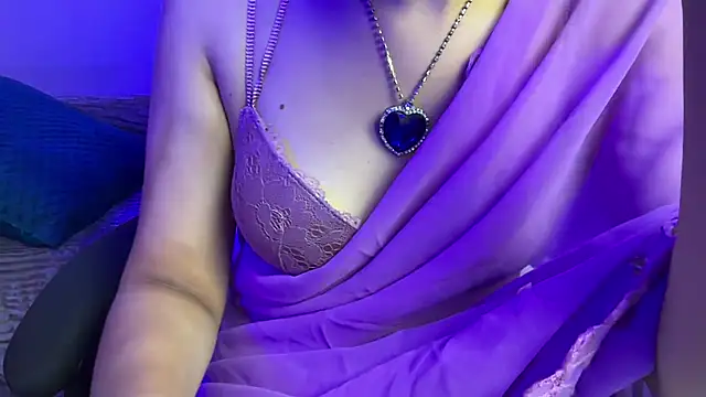 Snapshot of Queen_Angelena chatting on 06-23-26, 05:33 Queen Angelena online show from 06-23-26, 05:33