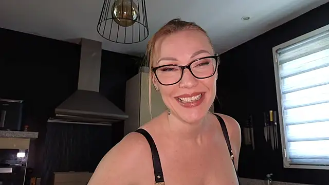 Sacha-xx online show from 01-15-26, 12:52