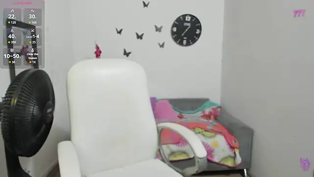 Snapshot of stepmother_105 chatting on 04-22-26, 05:31 stepmother 105 online show from 04-22-26, 05:31