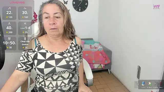 Snapshot of stepmother_105 chatting on 05-26-26, 06:06 stepmother 105 online show from 05-26-26, 06:06