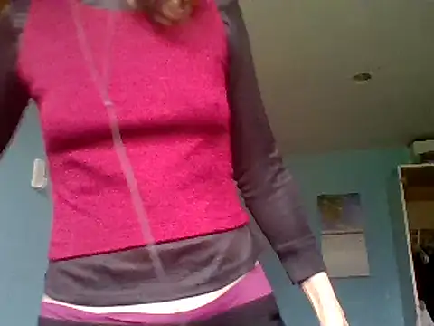 Snapshot of SexyRach75 chatting on 05-16-26, 02:27 SexyRach75 online show from 05-16-26, 02:27