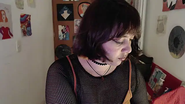 Snapshot of soynanabela28 chatting on 10-18-25, 02:35 soynanabela28 online show from 10-18-25, 02:35