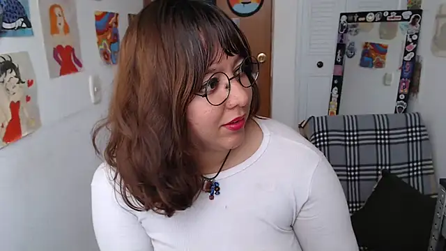 soynanabela28 online show from 07-15-26, 04:58