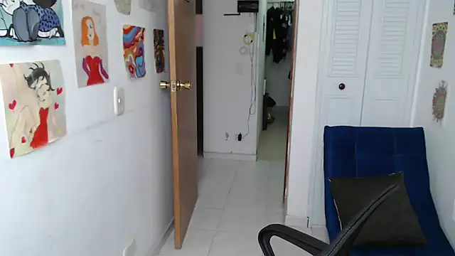 soynanabela28 online show from 04-07-26, 04:53