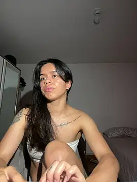 xlovelygirlx online show from 02-22-25, 12:38
