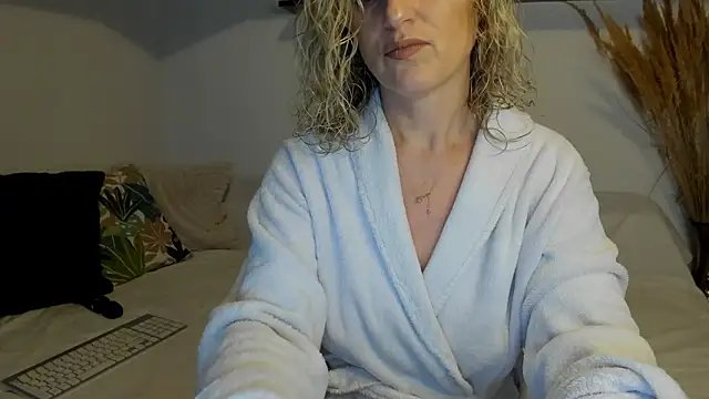 Jadore able online show from 02-07-26, 02:52