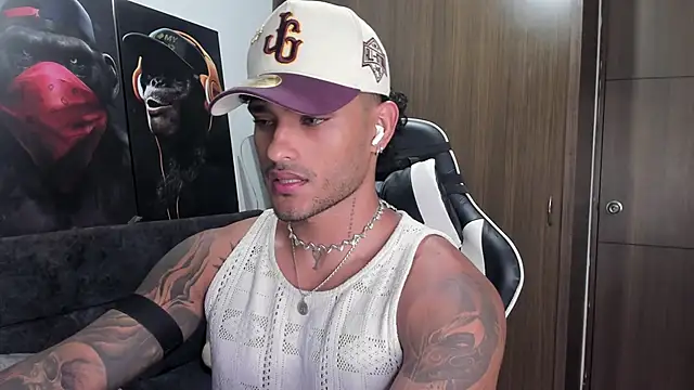 Alessandro Vanni online show from 11-14-25, 01:53