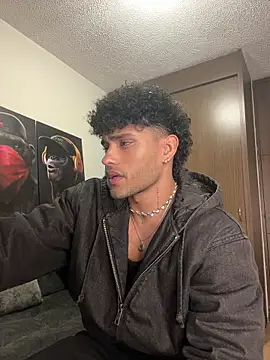 Alessandro Vanni online show from 11-19-25, 02:11