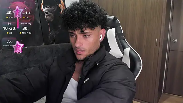 Alessandro Vanni online show from 11-12-25, 10:46