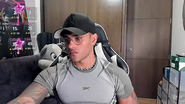 Alessandro Vanni online show from 10-28-25, 02:12