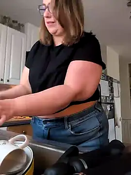 Canadian BBW online show from 11-17-25, 09:30