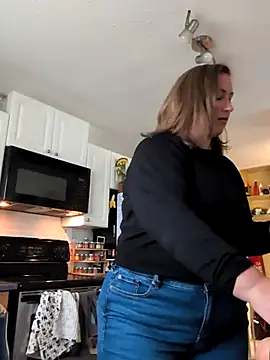 Canadian BBW online show from 11-06-25, 08:46