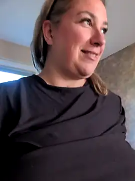 Canadian BBW online show from 06-16-26, 01:33