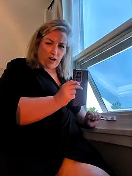 Canadian BBW online show from 05-13-26, 09:44