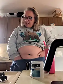 Canadian BBW online show from 05-15-26, 10:41