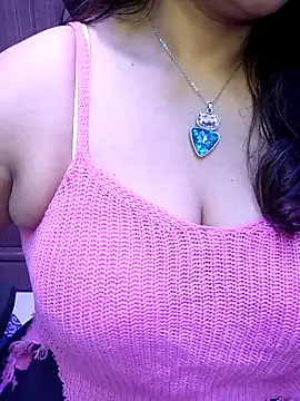 Snapshot of indian_passion chatting on 04-25-26, 08:39 indian passion online show from 04-25-26, 08:39