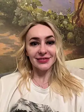 Snapshot of GraceCandy chatting on 03-01-25, 11:26 GraceCandy online show from 03-01-25, 11:26