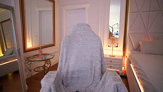 GraceCandy online show from 02-06-26, 04:03