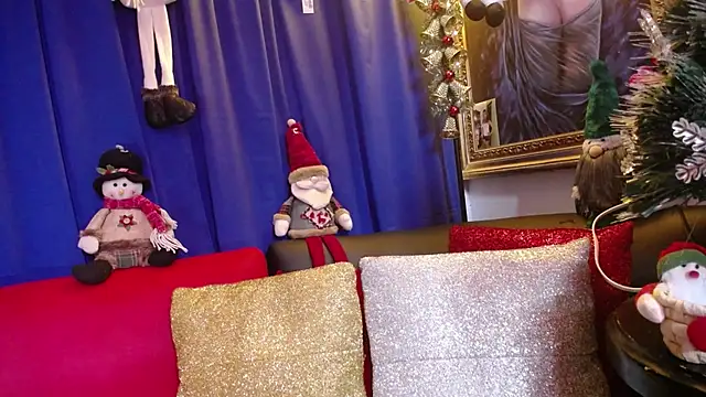 Snapshot of mia_beatles chatting on 12-20-25, 03:59 mia beatles online show from 12-20-25, 03:59