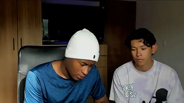 CrissBrownxxx online show from 05-16-26, 12:48