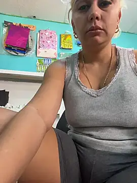 maymercy online show from 02-09-26, 03:54