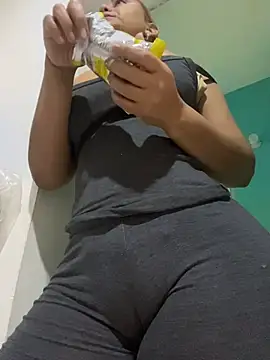 maymercy online show from 02-25-26, 04:07