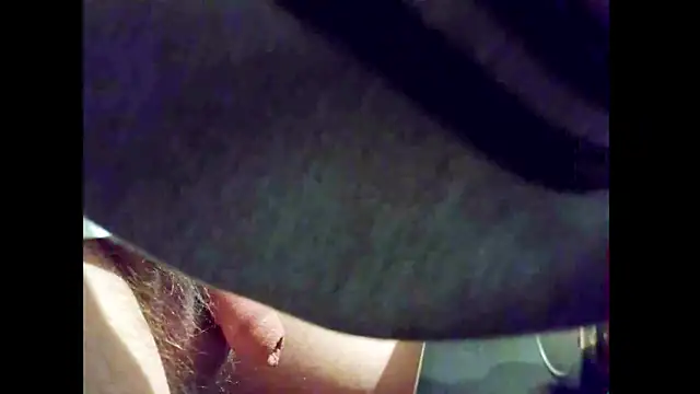 hairyuncut00 online show from 03-18-26, 02:58