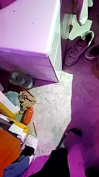 Snapshot of Misspadrona88 chatting on 10-27-25, 12:44 Misspadrona88 online show from 10-27-25, 12:44