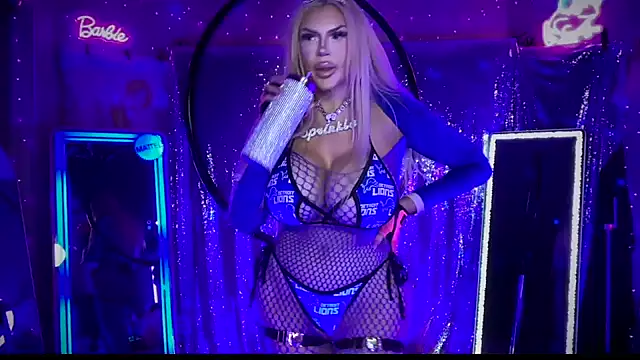 bimbotwerkqueen online show from 01-19-25, 07:36