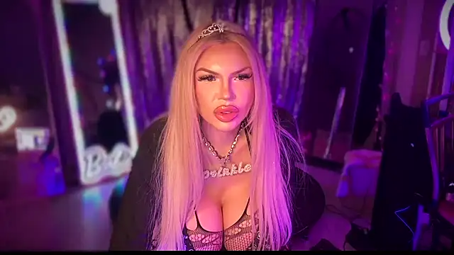 bimbotwerkqueen online show from 01-18-25, 02:14