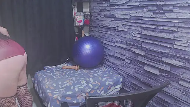 Cruela deviil online show from 10-12-25, 06:31