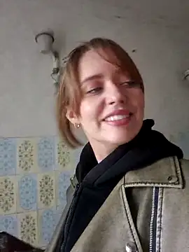 PrettieKate online show from 04-08-26, 11:55