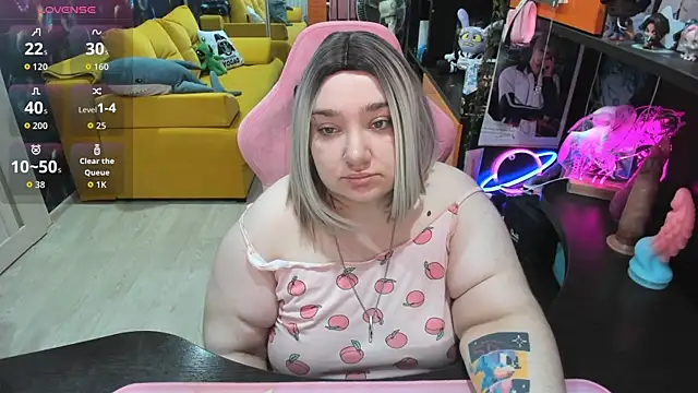 Softie Sofy online show from 06-28-26, 02:40