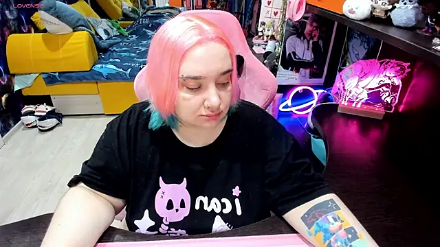 Softie Sofy online show from 03-03-26, 03:35