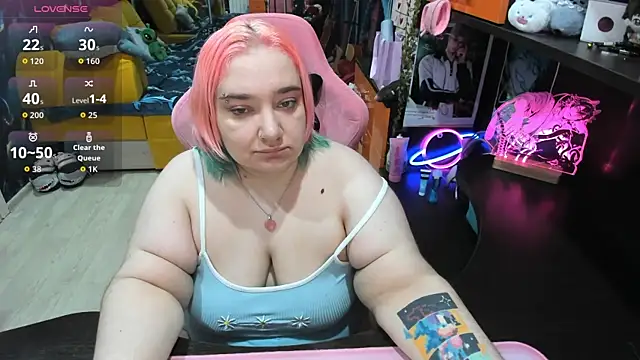 Softie Sofy online show from 03-10-26, 03:32