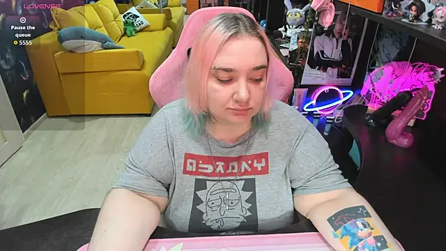Softie Sofy online show from 06-03-26, 02:34
